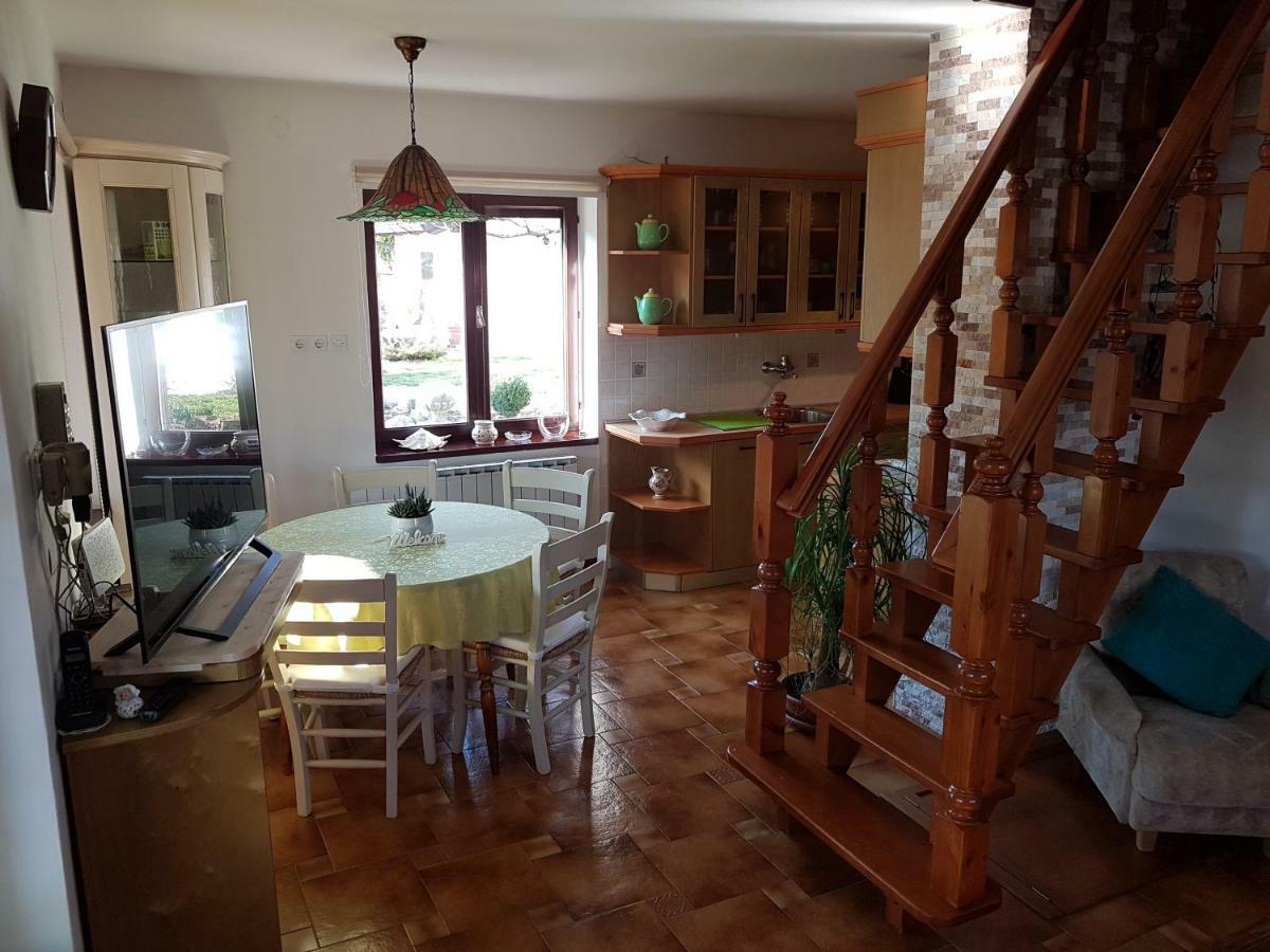 Apartment Slavi Vipava Εξωτερικό φωτογραφία